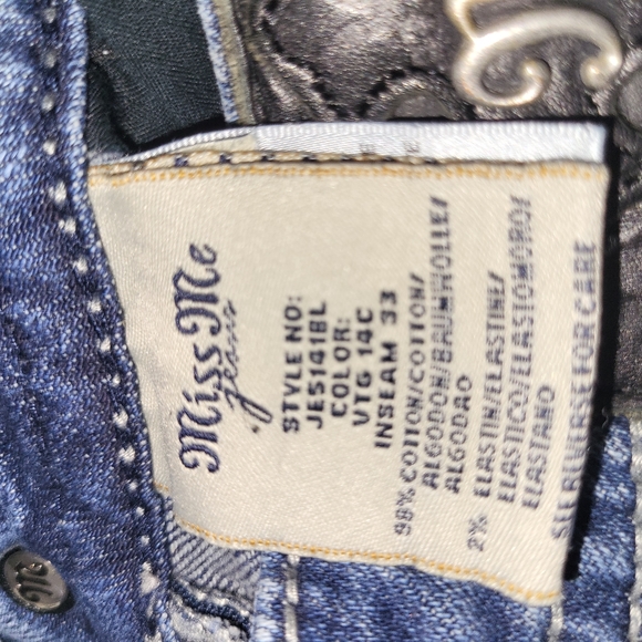 Miss Me bling jeans 28×33 - Picture 9 of 10